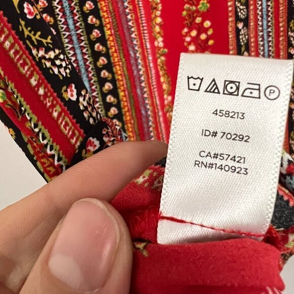 Loft Red Abstract Floral Stripe Scoop Neck Petal Short Sleeve Blouse Sz M - Picture 14 of 15